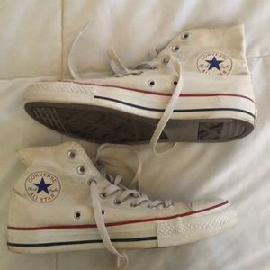 white hightop converse